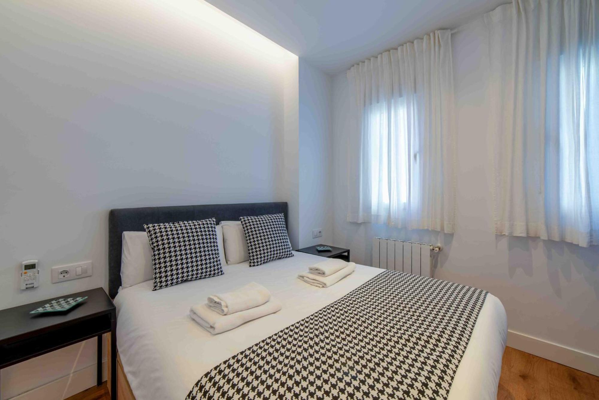 Acogedor Piso En Barrio De Salamanca 2 Hab 2 Bano マドリード エクステリア 写真